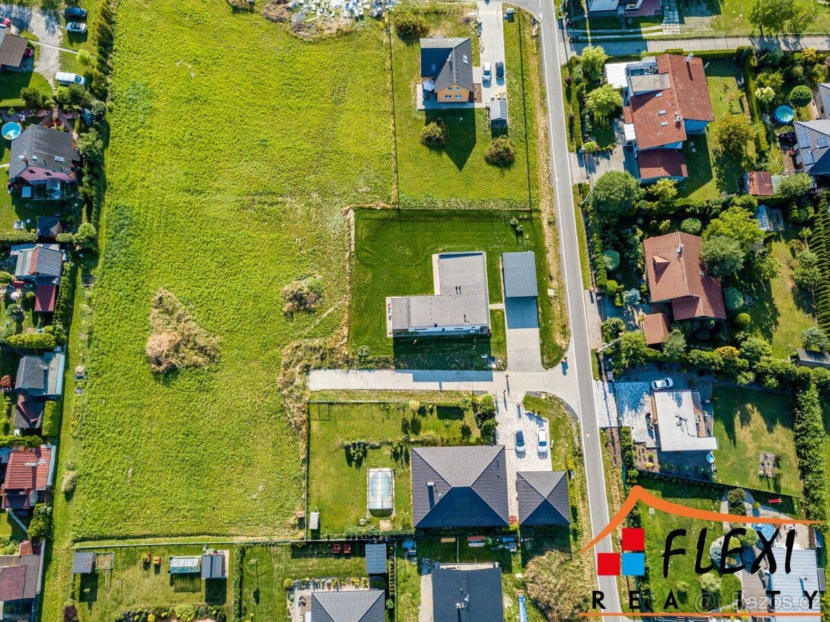 Pozemek Prodej stavebního, zasíťovaného pozemku o výměře 1403 m² v l - Karviná | Bazoš.cz Pozemek Prodej stavebního, zasíťovaného pozemku o výměře 1403 m² v l - Karviná | Bazoš.cz