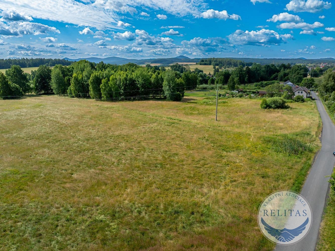 Pozemek Prodej stavebního pozemku 1 986 m² Pozemek Prodej stavebního pozemku 1 986 m²