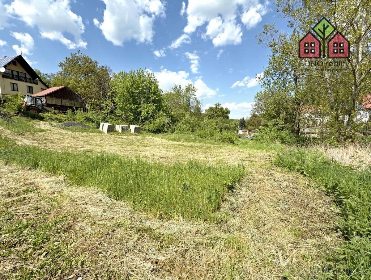 Pozemek Stavební pozemek 1027 m2, příroda, Oparenské údolí, obec Vel - Litoměřice | Bazoš.cz Pozemek Stavební pozemek 1027 m2, příroda, Oparenské údolí, obec Vel - Litoměřice | Bazoš.cz
